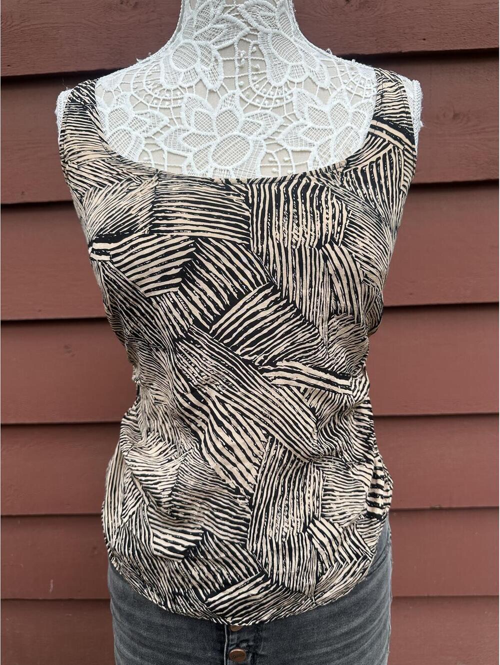 Silence + Noise Abstract Print Tank Top in‎ Beige and Black Artistic Modern